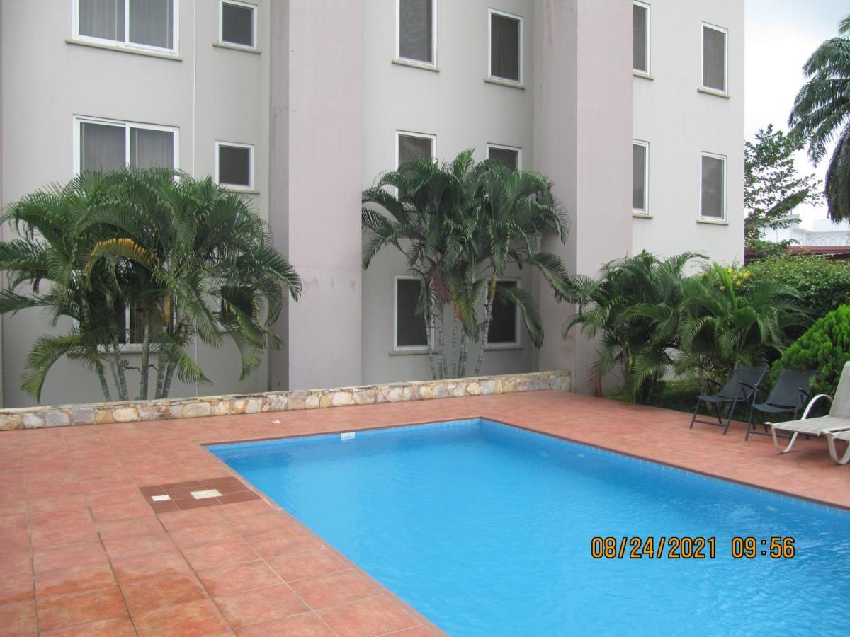 Bertha'S Court D-Plus Apartments Dzorwulu 外观 照片