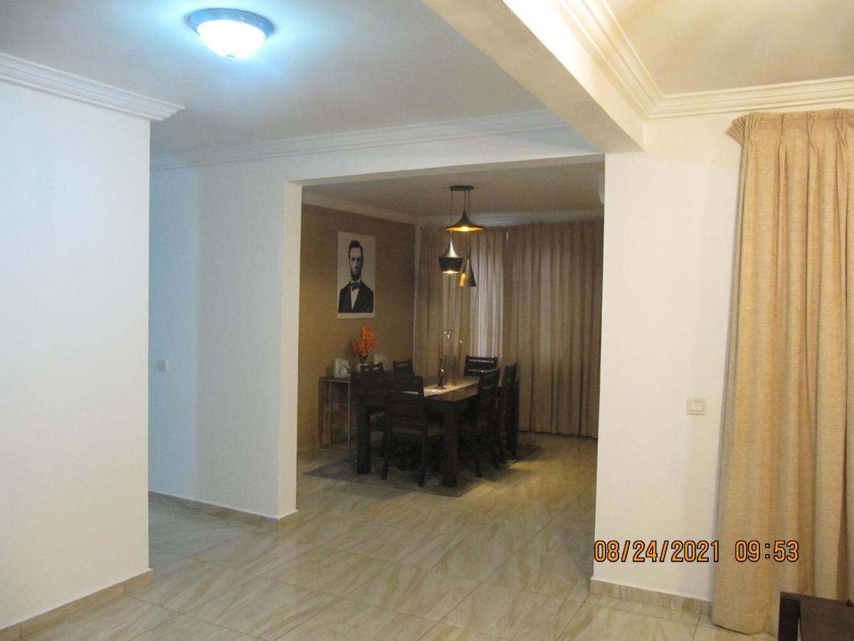 Bertha'S Court D-Plus Apartments Dzorwulu 外观 照片